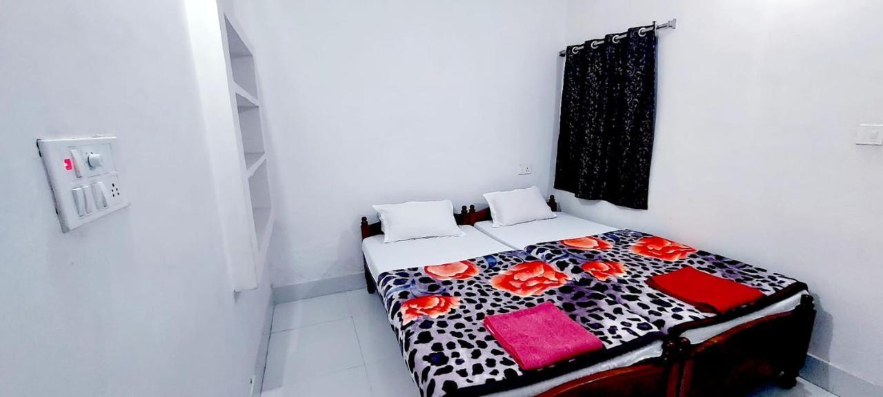 Nilam Guest House Bodh Gaja Zewnętrze zdjęcie