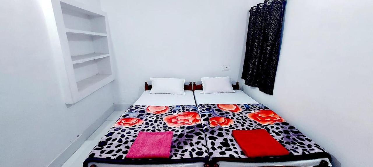 Nilam Guest House Bodh Gaja Zewnętrze zdjęcie
