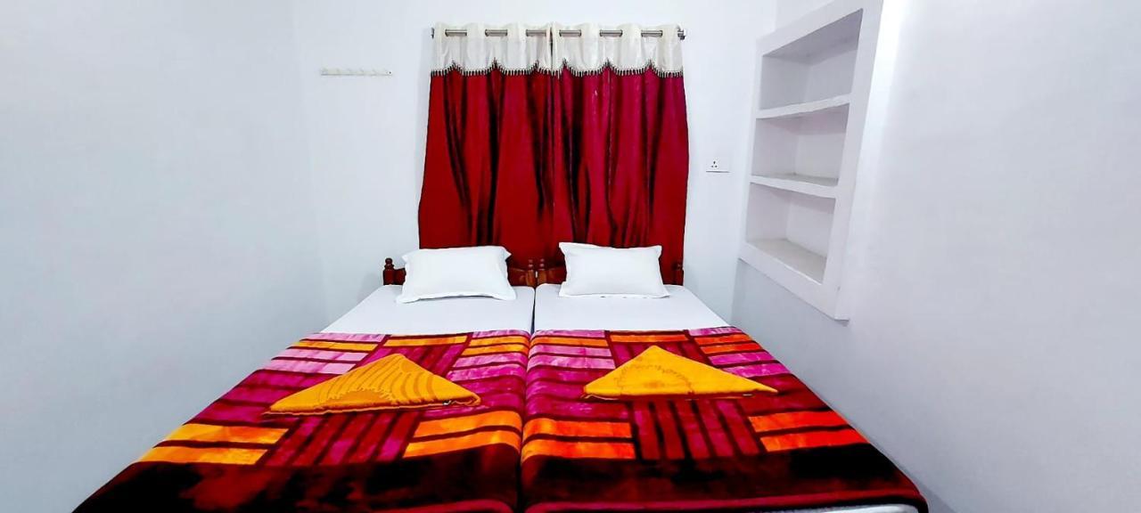 Nilam Guest House Bodh Gaja Zewnętrze zdjęcie